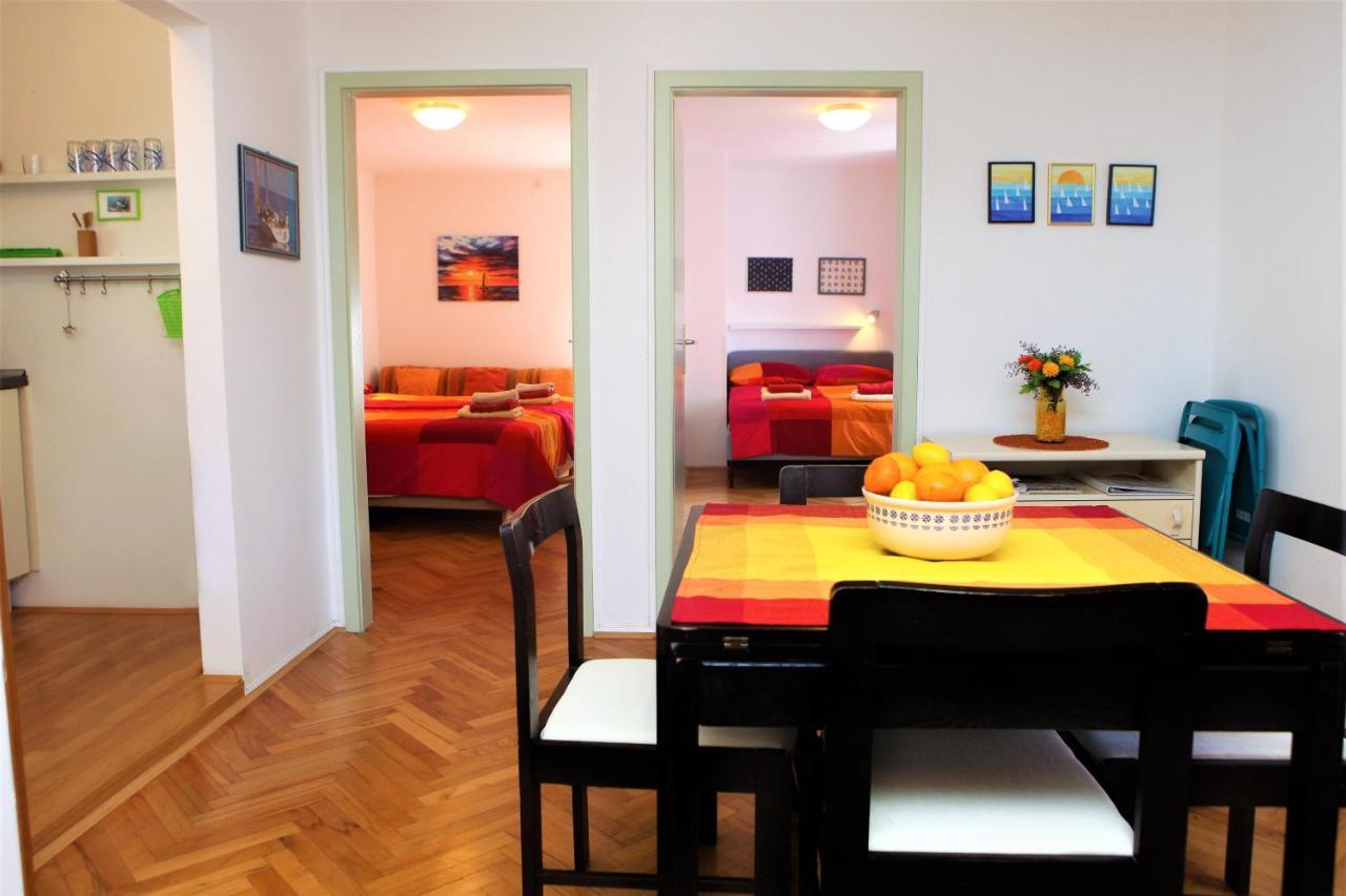 Spacious Piran Central Apartment For 5 Pax Bg Exterior photo